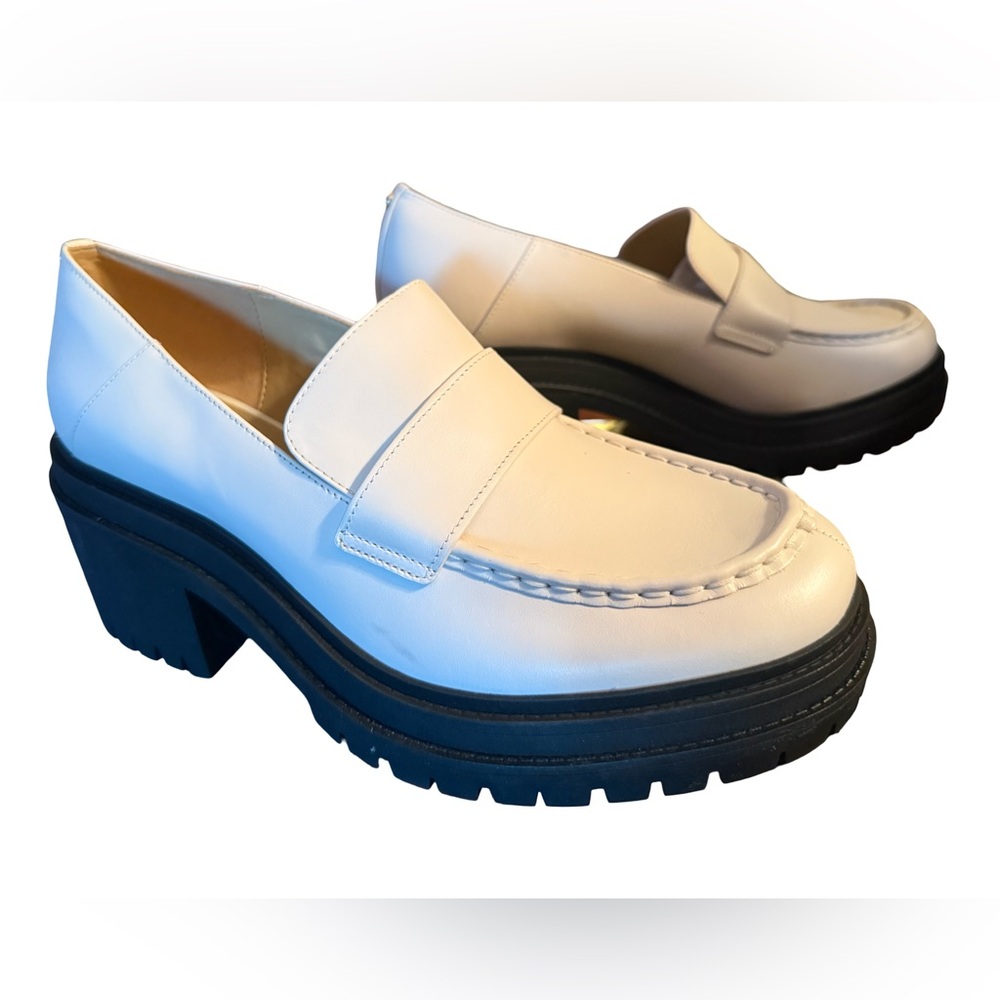 Michael Kors NWT Sz 9.5 Elegant White Leather Rocco Heeled Women's Loafers (120) - Picture 4 of 14